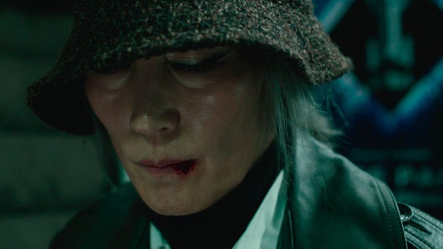 The old woman with the knife