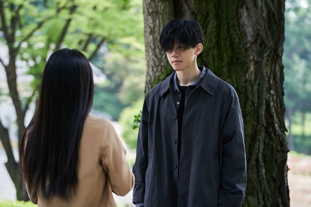 The old woman with the knife